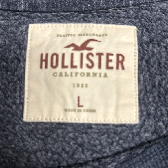 Men’s blue Hollister crewneck sweater - Picture 4 of 4